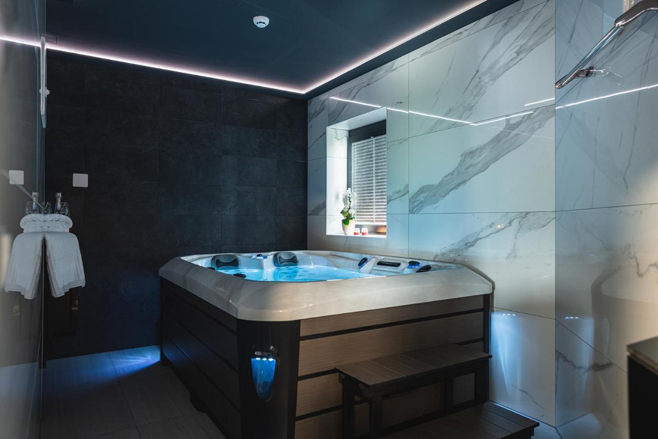 B&B La Siesta Markovci 외부 사진